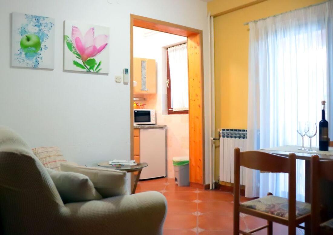 Villa Diana Apartments Poreč Buitenkant foto