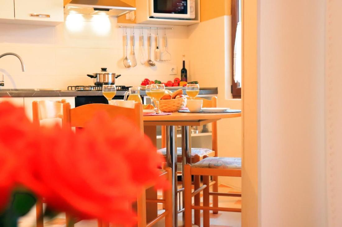 Villa Diana Apartments Poreč Buitenkant foto